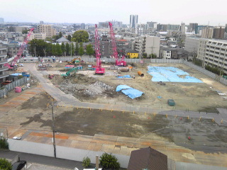 高津区二子のサンジェルマン跡地−行政の視察